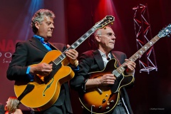 Larry Carlton and Paul Brown.jpg