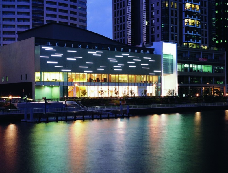 File:Dojima River Forum.jpg