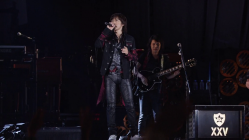 XXV-B'z no LIVE-GYM ni yokouso 1.png